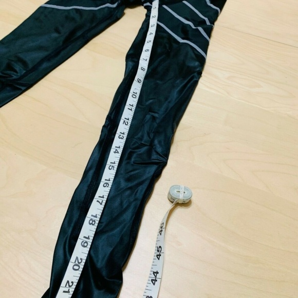 RARE TYR Aquapel Swimsuit Men's 28 Competition - Picture 2 of 7